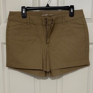 Old Navy Women's Tan Cargo Shorts